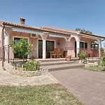 Gorgeous In Holiday home