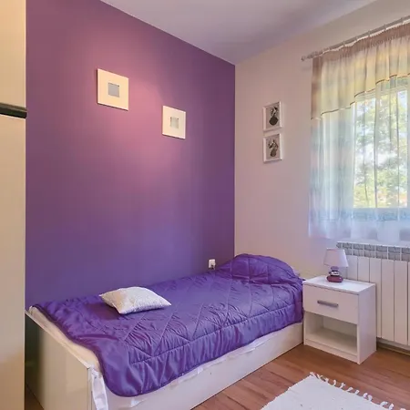 Gorgeous In Krnica Kavran
