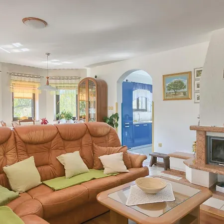 Holiday home Gorgeous In Krnica *